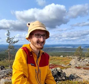 Malte beim Wandern im finnischen Lappland bei Inari.